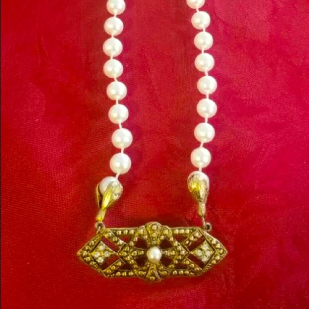 NEW Costume Cultured Pearl Necklace w/ Art Deco Style Pendant